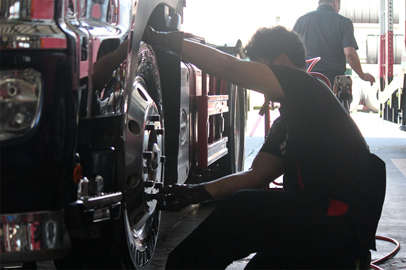 タイヤ・ホイール販売